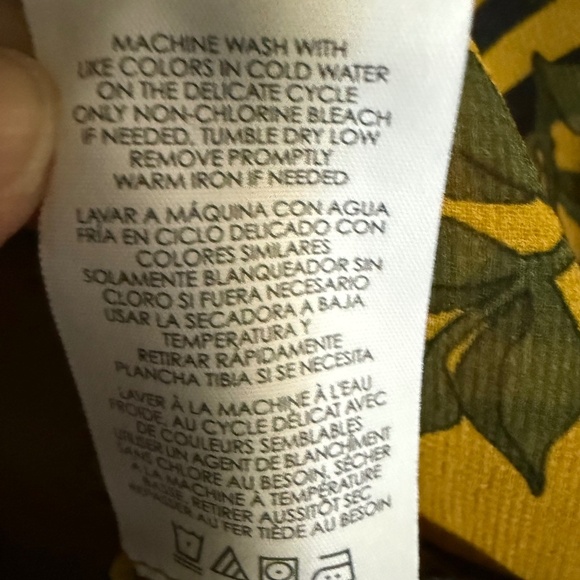 Cabi Spring Scene Yellow Floral Sheer Bell Sleeves Blouse Size Small - Picture 9 of 9